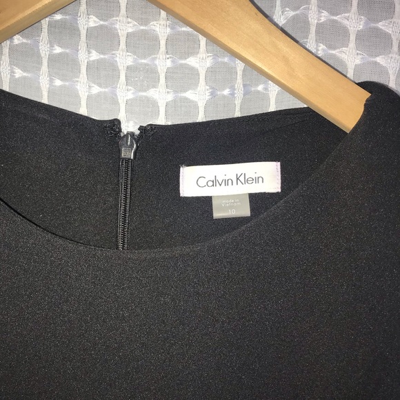 Classic black cocktail dress - Picture 2 of 3